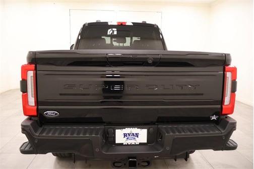 2025 Ford F-250 Platinum