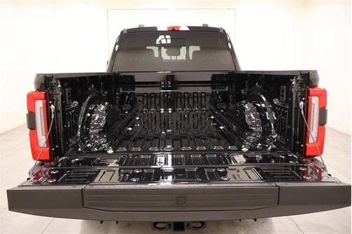 2025 Ford F-250 Platinum