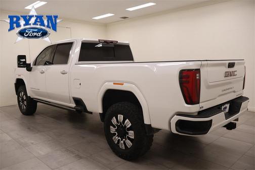 2024 GMC Sierra 2500 Denali