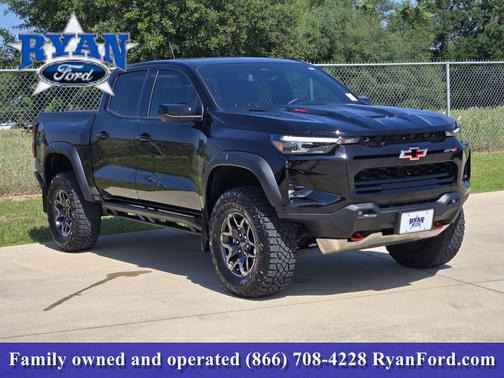 Black 2025 Chevrolet Colorado ZR2