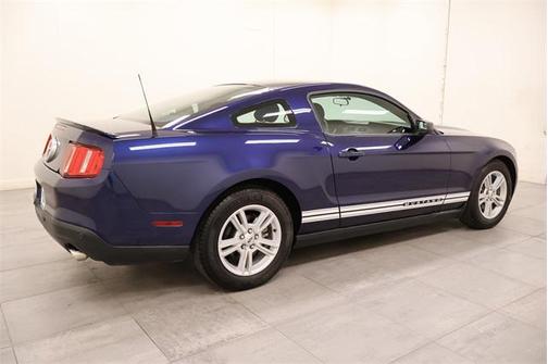 2012 Ford Mustang V6