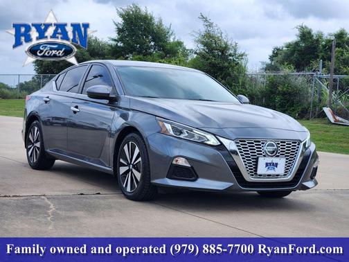 Gun Metallic 2022 Nissan Altima 2.5 SV
