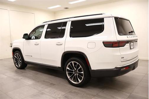 2022 Jeep Wagoneer Series III 4x4