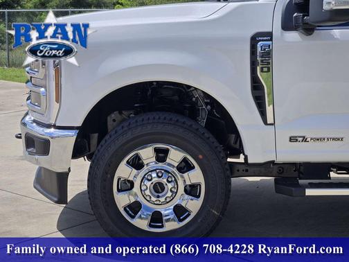Star White Metallic Tri-Coat 2026 Ford F-250 Lariat