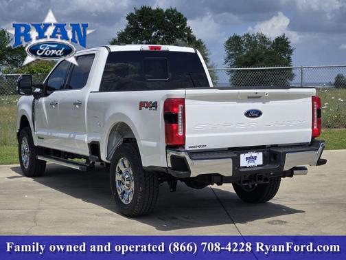 Star White Metallic Tri-Coat 2026 Ford F-250 Lariat