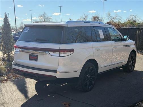2023 Lincoln Navigator Reserve