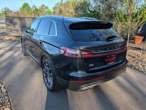 Flight Blue 2022 Lincoln Nautilus Reserve