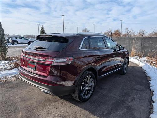 2022 Lincoln Nautilus Reserve