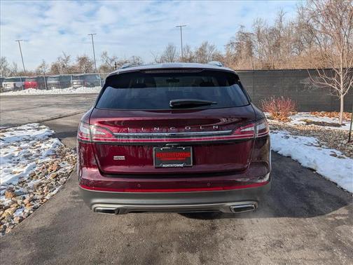 2022 Lincoln Nautilus Reserve