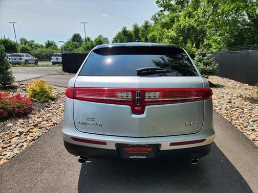 2019 Lincoln MKT Reserve