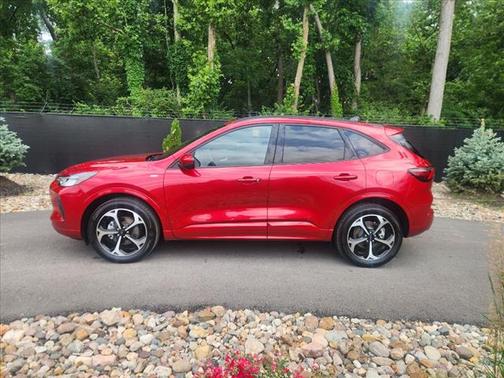 2023 Ford Escape ST-Line Select
