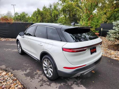 2022 Lincoln Corsair Standard