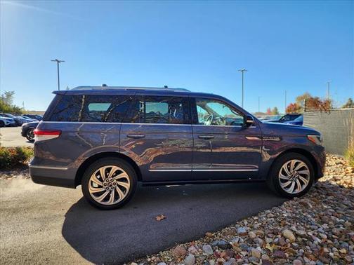 2022 Lincoln Navigator Reserve