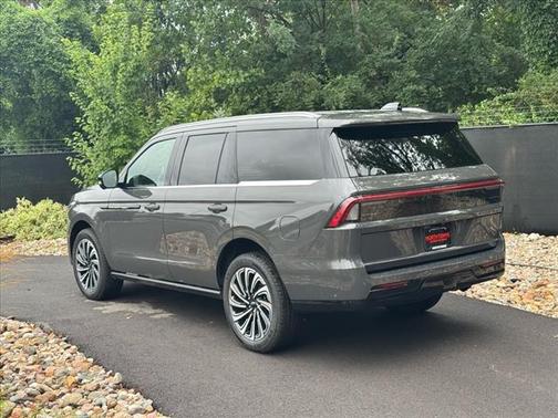 2025 Lincoln Navigator Black Label