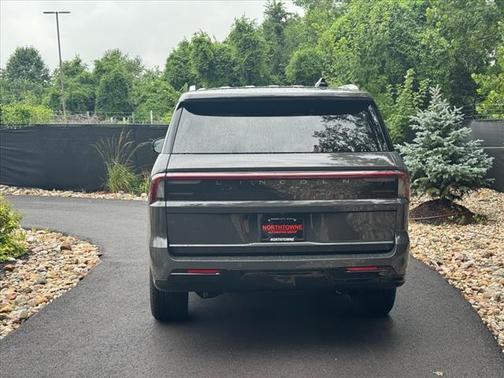 2025 Lincoln Navigator Black Label