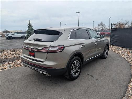 2023 Lincoln Nautilus Standard