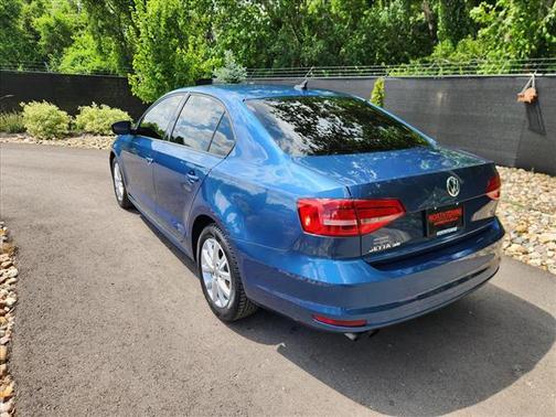 2015 Volkswagen Jetta Auto SE w/Connectivity