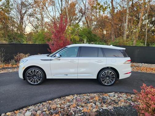 2022 Lincoln Aviator Black Label AWD