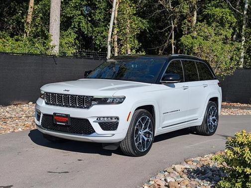 2023 Jeep Grand Cherokee Summit