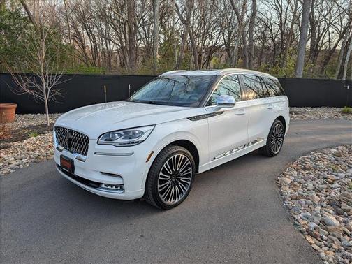 Pristine White 2022 Lincoln Aviator Black Label AWD