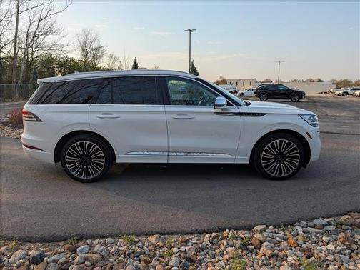 Pristine White 2022 Lincoln Aviator Black Label AWD