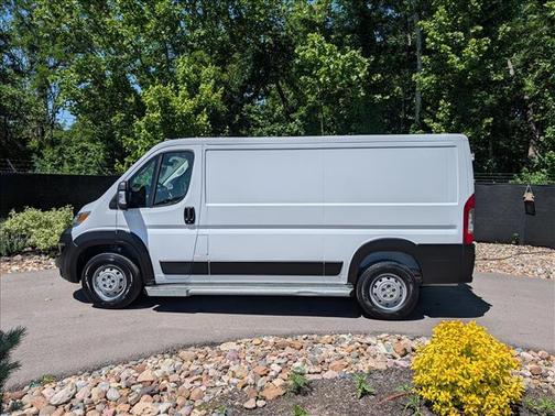 White 2023 RAM ProMaster 2500 Base