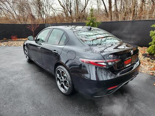 2024 Alfa Romeo Giulia Veloce