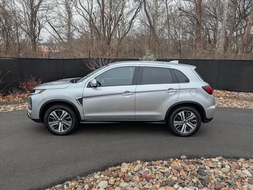 2024 Mitsubishi Outlander Sport SE