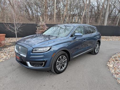 2019 Lincoln Nautilus Select