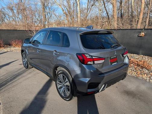 2024 Mitsubishi Outlander Sport SE