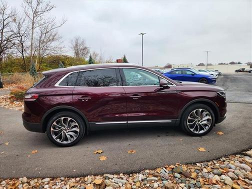 2021 Lincoln Nautilus Reserve