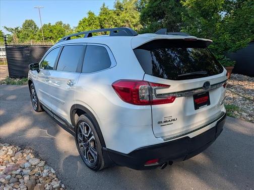 Crystal White Pearl 2023 Subaru Ascent Touring 7-Passenger