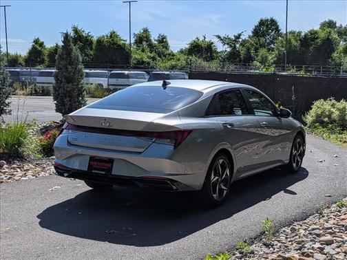 Silver Metallic 2021 Hyundai ELANTRA Limited