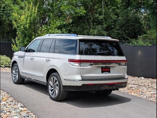 2024 Lincoln Navigator Reserve