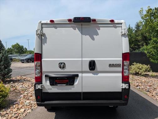 White 2025 RAM ProMaster 2500 Base