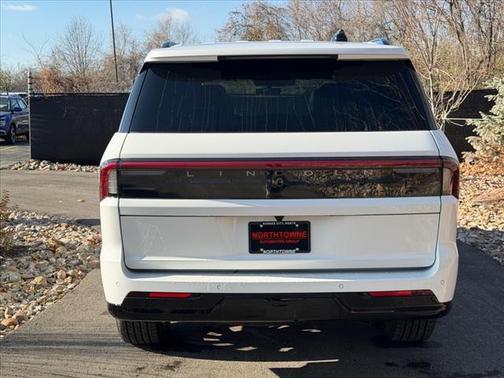 2025 Lincoln Navigator Reserve
