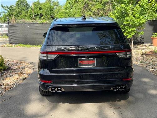 Infinite Black Metallic 2026 Lincoln Aviator Reserve AWD