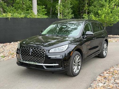 Infinite Black Metallic 2026 Lincoln Corsair Grand Touring