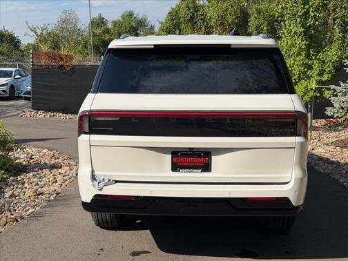 2025 Lincoln Navigator L Reserve