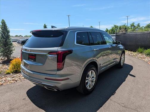 Silver Argent 2023 Cadillac XT6 Luxury AWD