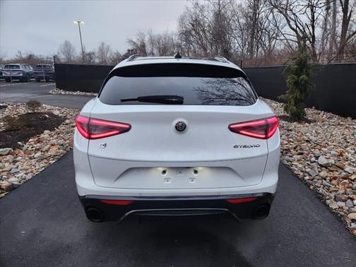 2024 Alfa Romeo Stelvio Veloce