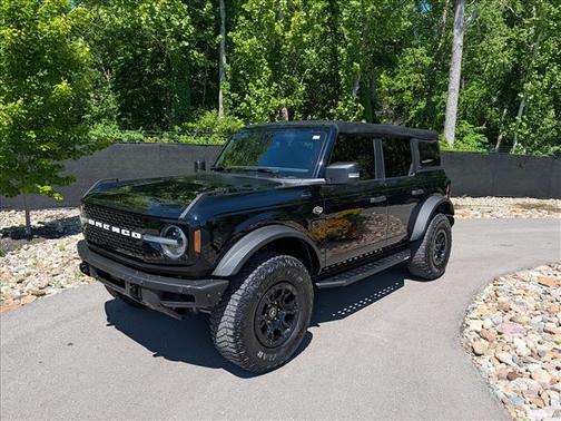 Black Metallic 2022 Ford Bronco Wildtrak Advanced