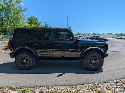 Black Metallic 2022 Ford Bronco Wildtrak Advanced