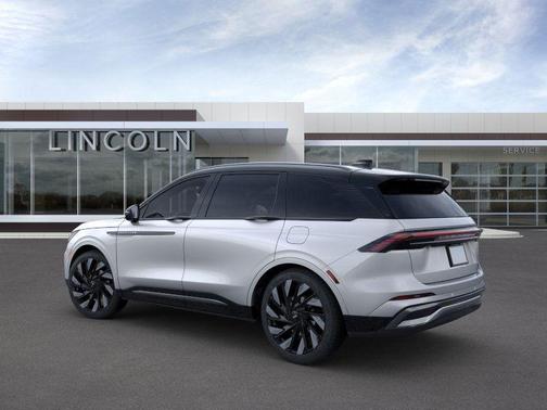 2025 Lincoln Nautilus Reserve