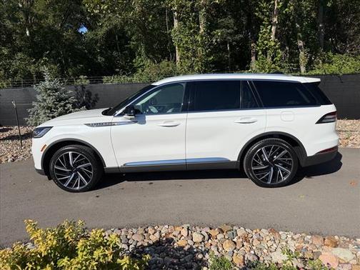 2025 Lincoln Aviator Reserve AWD