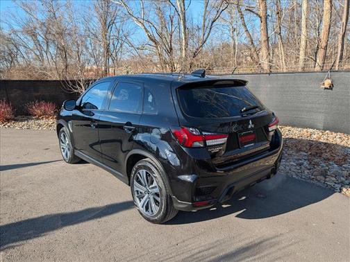 2024 Mitsubishi Outlander Sport SE