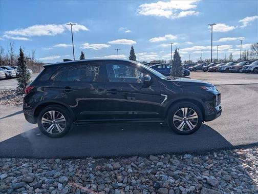 2024 Mitsubishi Outlander Sport SE