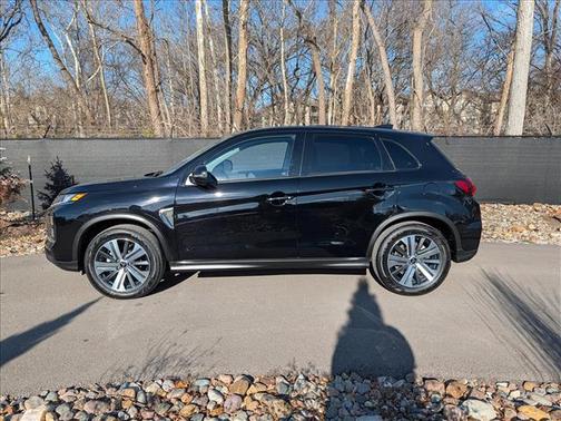 2024 Mitsubishi Outlander Sport SE