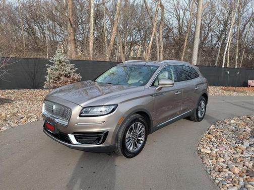 2019 Lincoln Nautilus Select