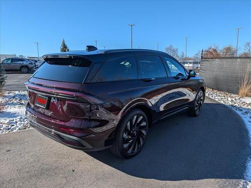 2024 Lincoln Nautilus Reserve